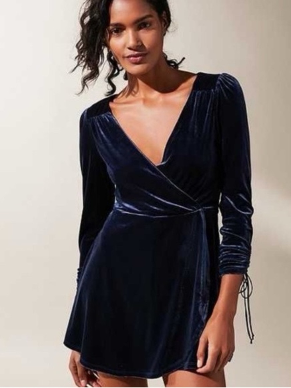 Urban Outfitters Navy Blue Velvet Romper Women’s Size Small Royalcore Party NYE